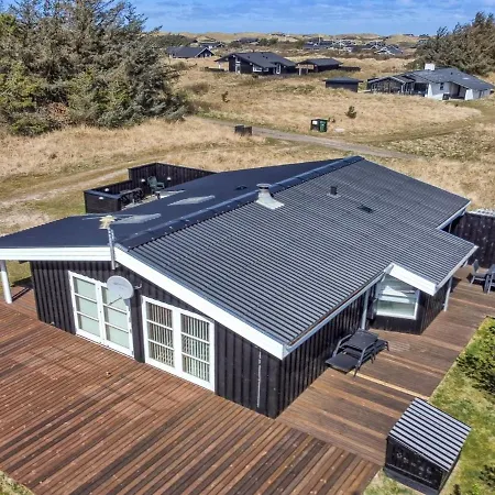 Holiday home Nienke - 700m From The Sea In Nw Jutland By Interhome *