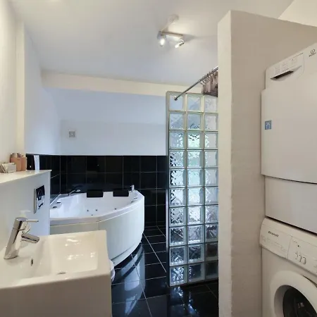 Holiday home Nienke - 700m From The Sea In Nw Jutland By Interhome *